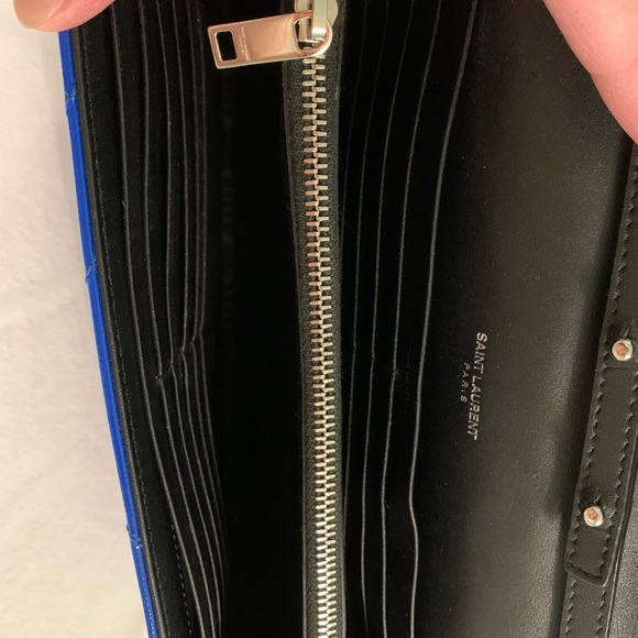 YSL Saint Laurent Patent Electric Blue Matelasse Wallet on Chain - Picture 9 of 11